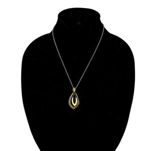 Lia Sophia Gold Tone Tear Drop Pendant Necklace On The Prowl Mother Of Pearl NWT